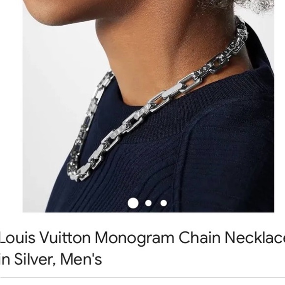 Louis Vuitton Silver Monogram Necklace - Picture 4 of 5